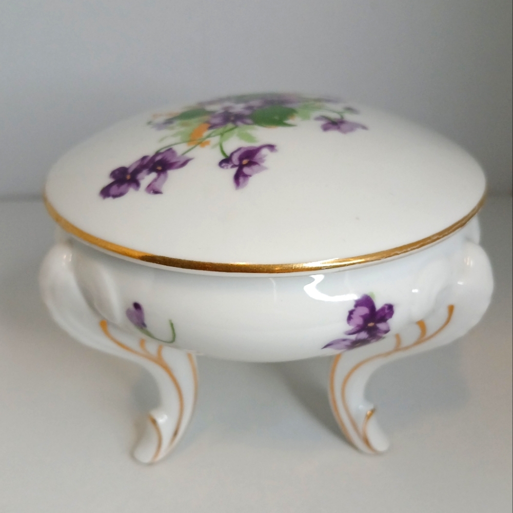 Vintage Saji Fancy China Footed Trinket Dish Sweet Violet EW4/196 Japan‎